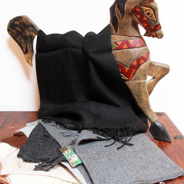 Bufandas y chales de alpaca
