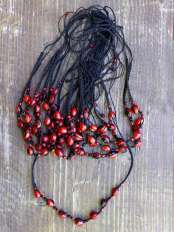 Collana portafortuna Huayruro Kat.